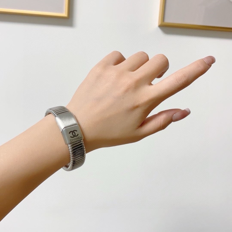 Ch**el bracelets